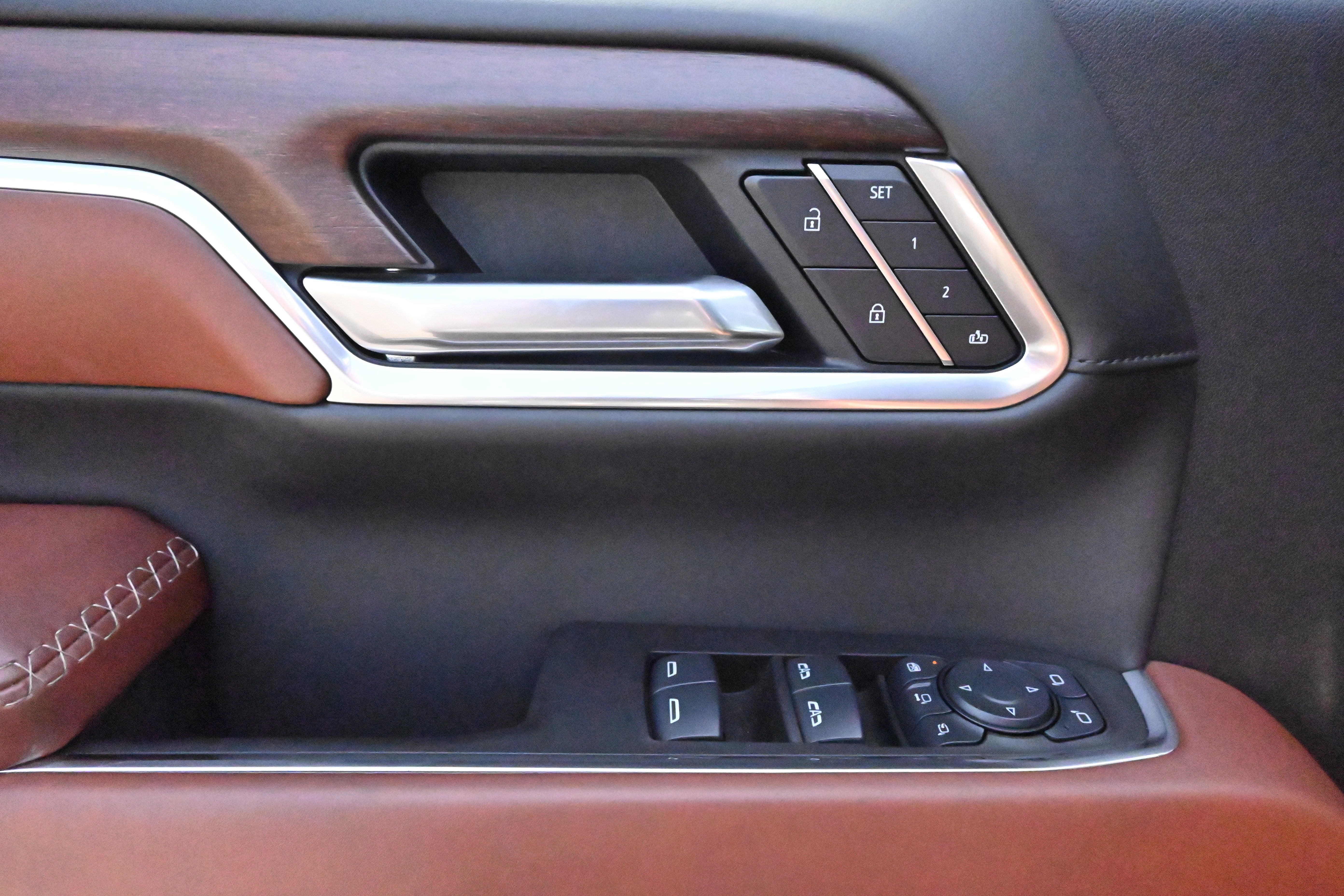 Used 2025 GMC Sierra 2500 Denali Ultimate w/ Max Trailering Package image 29