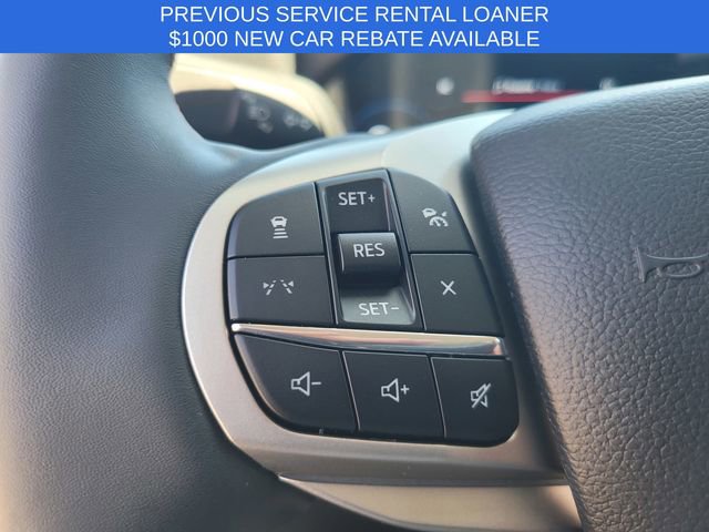 Used 2026 Ford Explorer Active AWD/4WD image 27