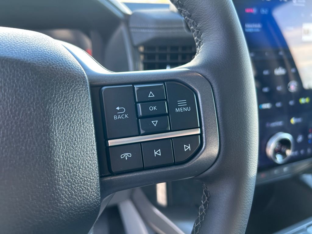 Used 2025 Ford F150 Lightning Flash AWD/4WD image 19