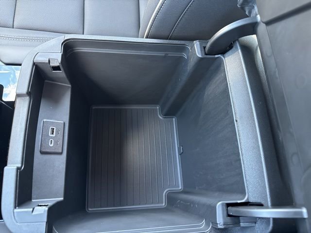 New 2026 GMC Yukon Elevation image 45