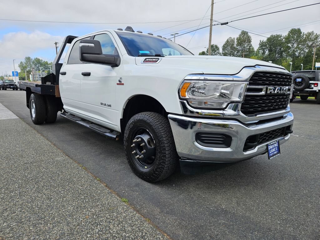 Used 2024 RAM 3500 SLT w/ Quick Order Package 2YG SLT AWD/4WD image 7