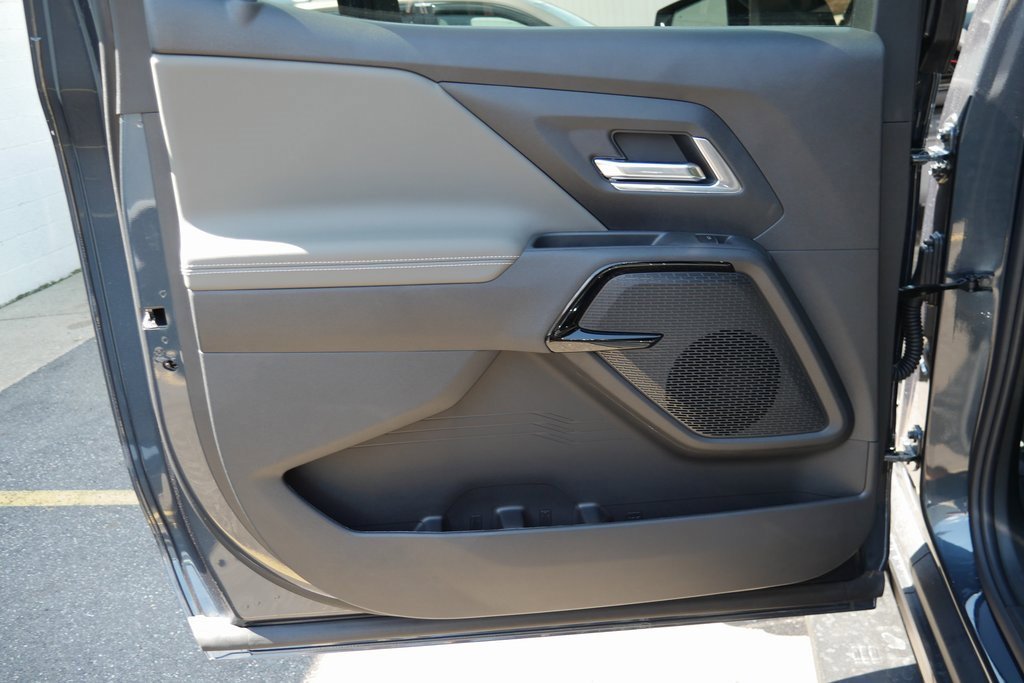 New 2026 Chevrolet Silverado EV Trail Boss w/ Premium Package image 32