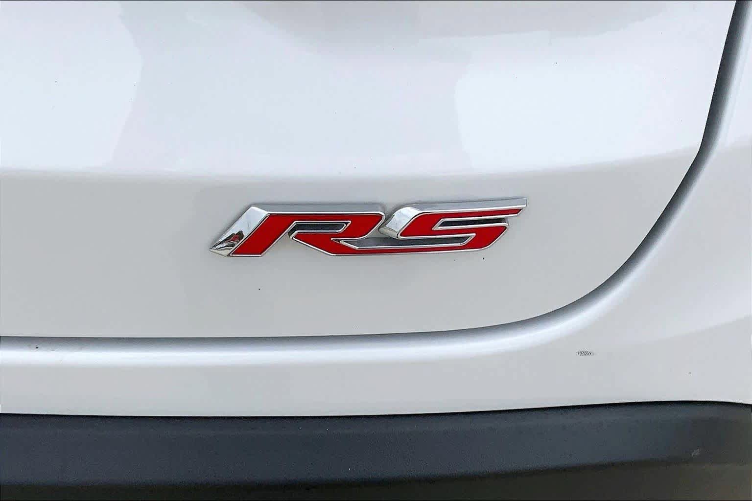 Used 2025 Chevrolet Trax RS w/ Sunroof Package FWD image 10