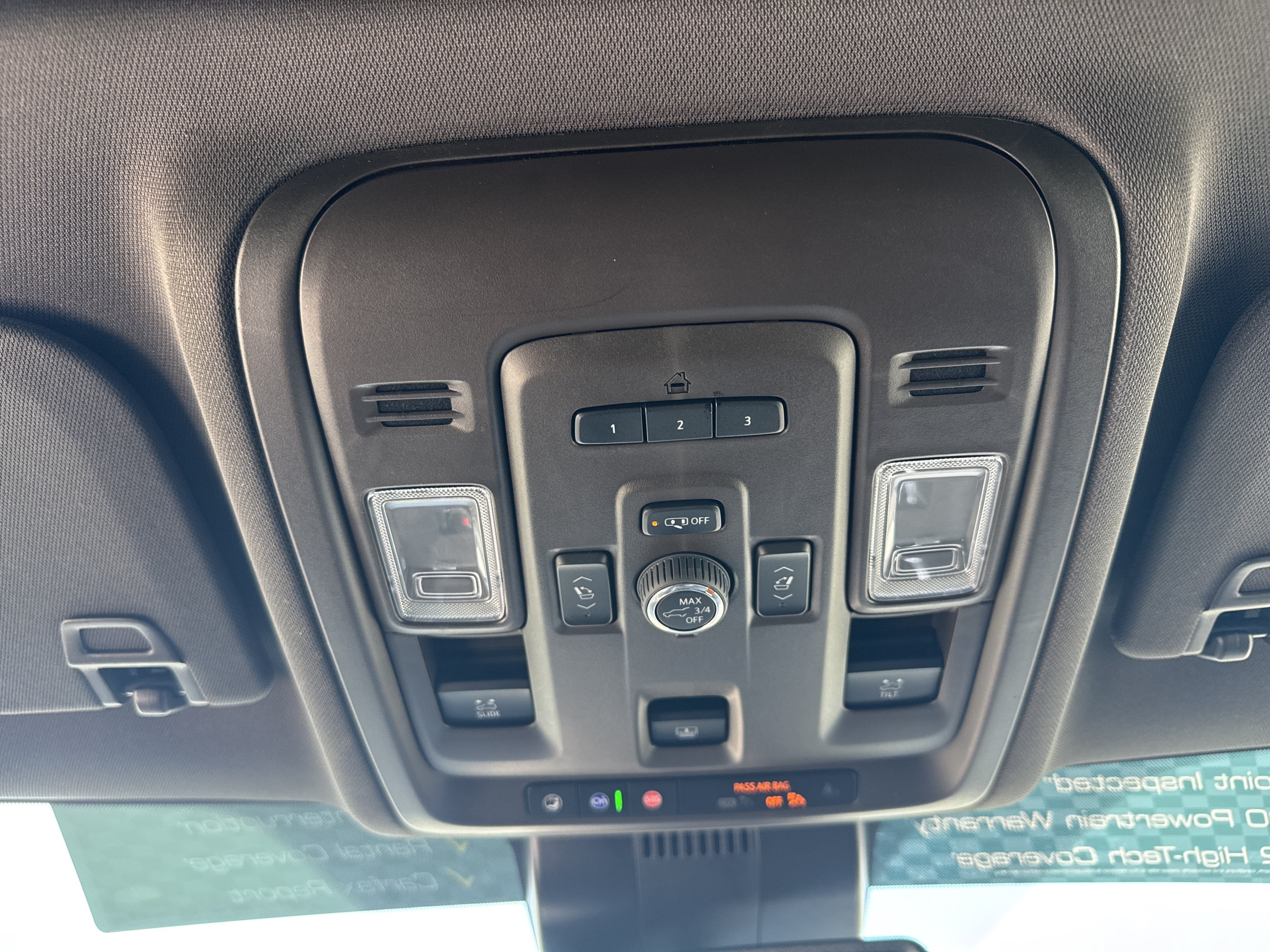 Used 2024 Chevrolet Tahoe Z71 w/ Luxury Package AWD/4WD image 28