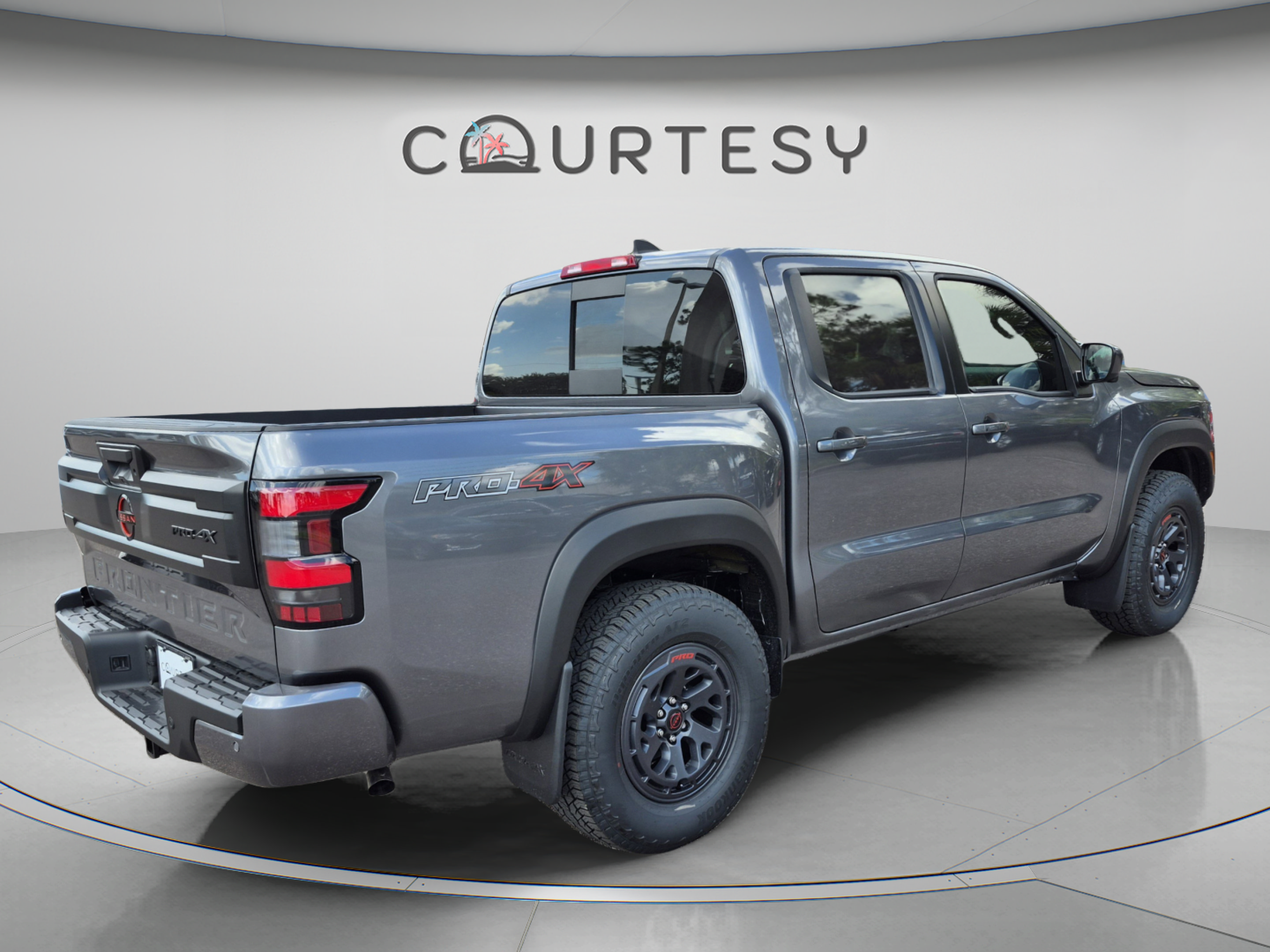New 2026 Nissan Frontier PRO-4X w/ Pro-4x Convenience Package AWD/4WD image 6