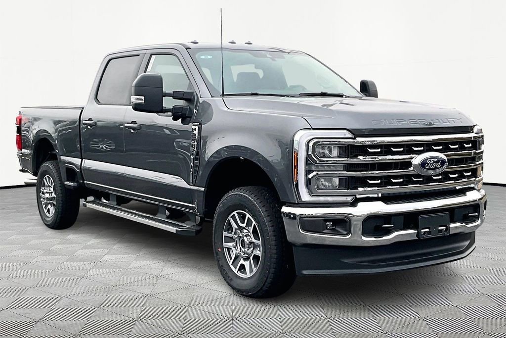 New 2026 Ford F250 Lariat w/ FX4 Off-Road Package