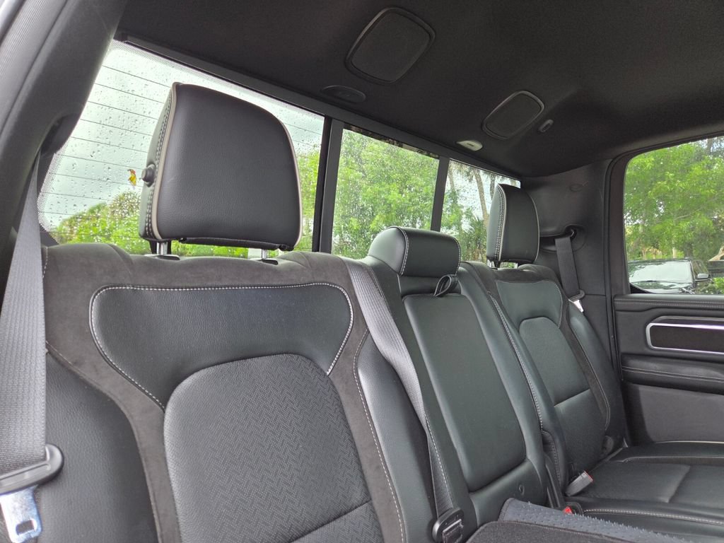 Used 2023 RAM 1500 Laramie AWD/4WD image 18