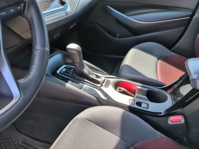 Used 2024 Toyota Corolla SE w/ SE Convenience Package image 21