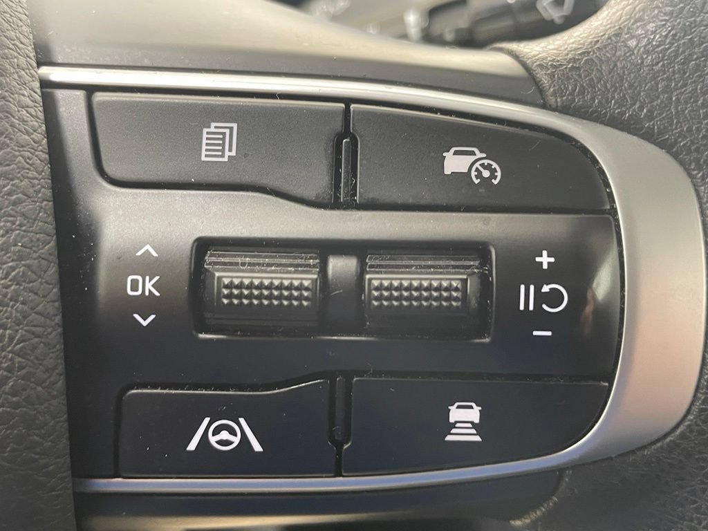 Used 2025 Kia K5 LXS FWD image 27