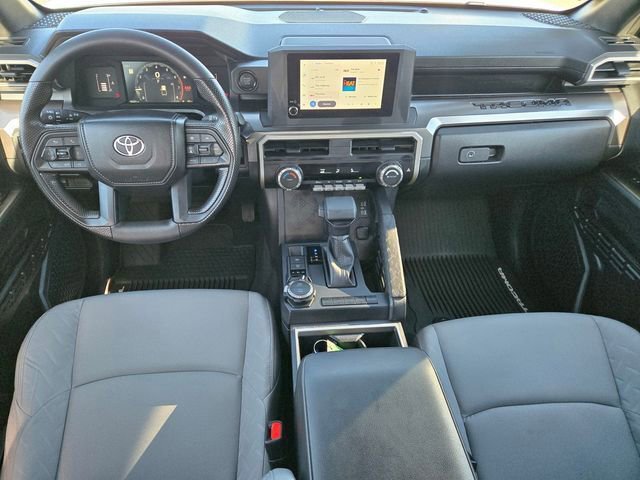 Certified 2025 Toyota Tacoma SR5 AWD/4WD image 11