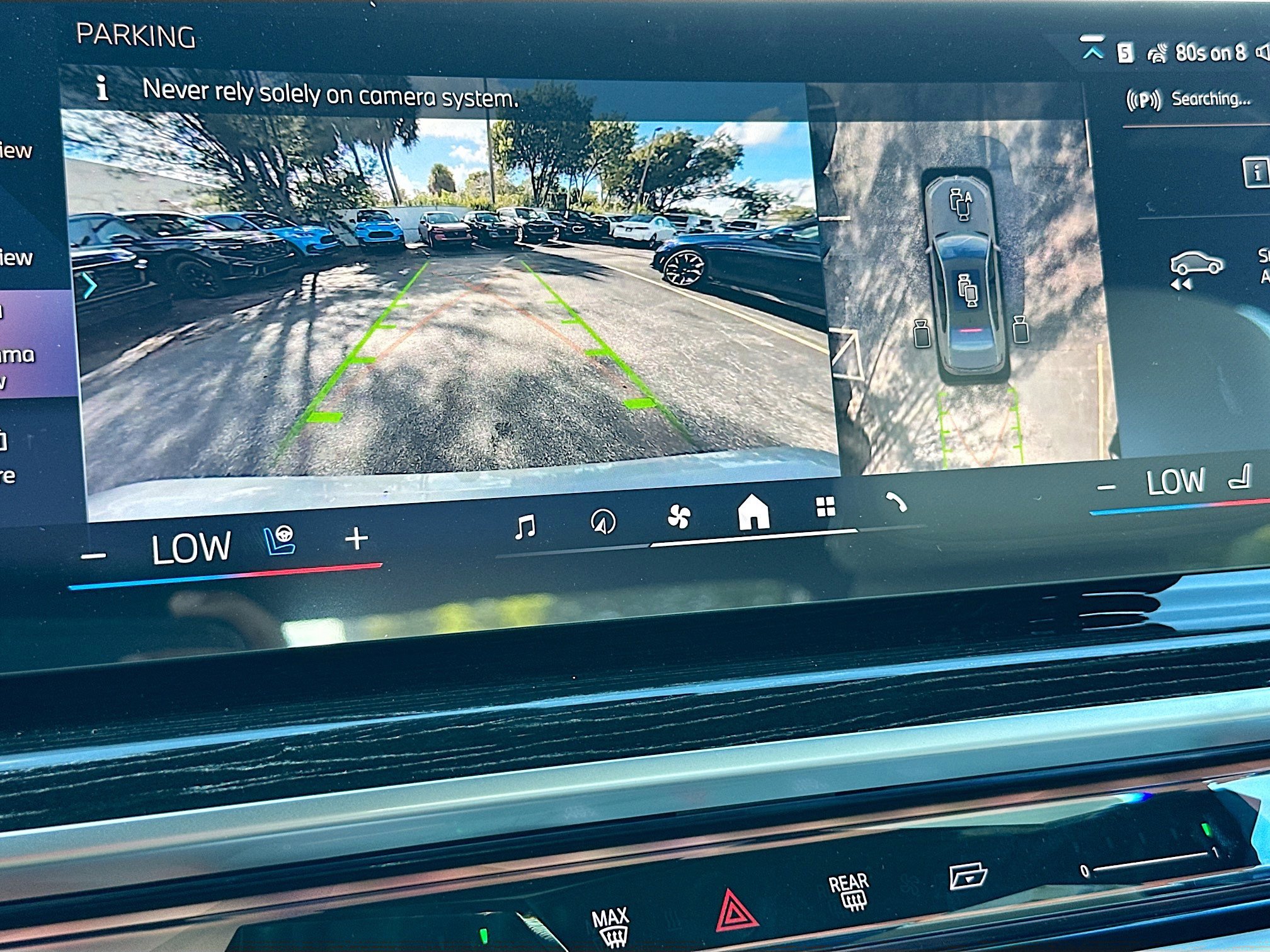 New 2026 BMW 750e xDrive w/ Executive Package image 11