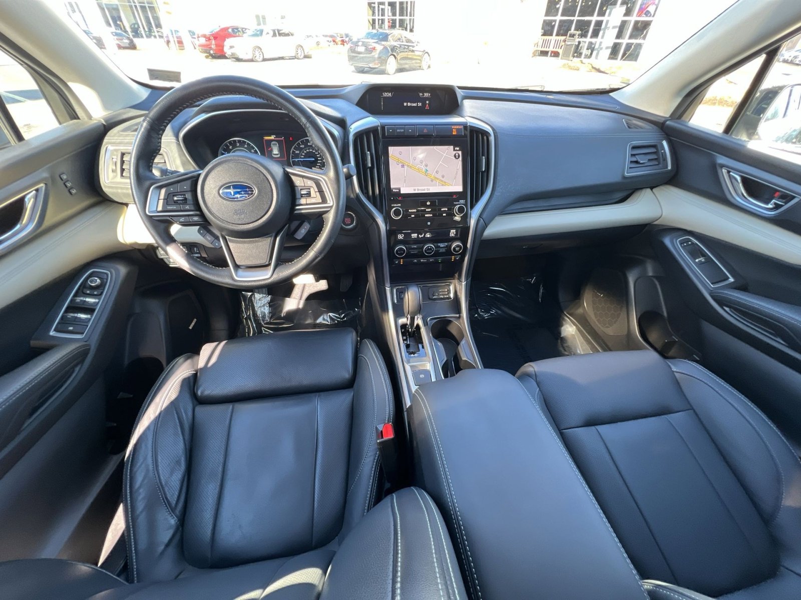 Used 2020 Subaru Ascent Limited w/ Technology Package image 2