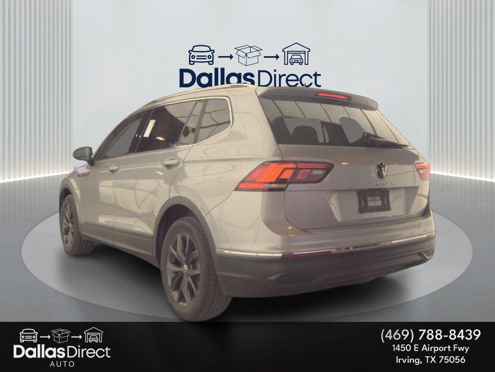 Used 2022 Volkswagen Tiguan SE w/ Panoramic Sunroof Package FWD image 8