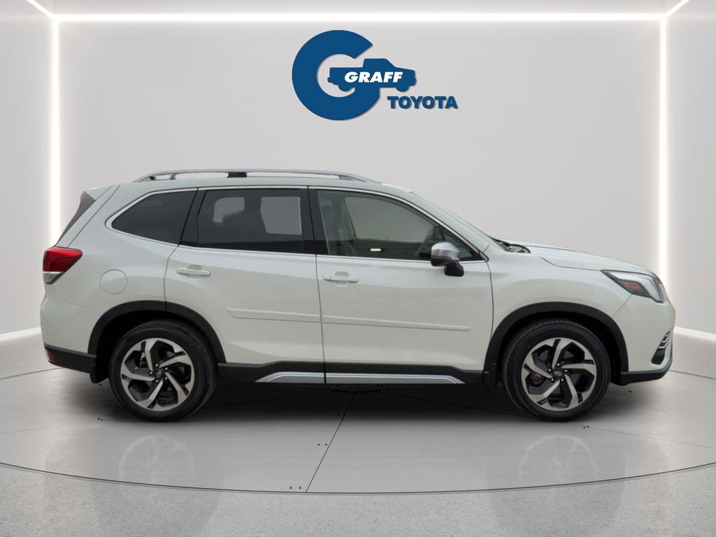 Used 2022 Subaru Forester Touring image 6