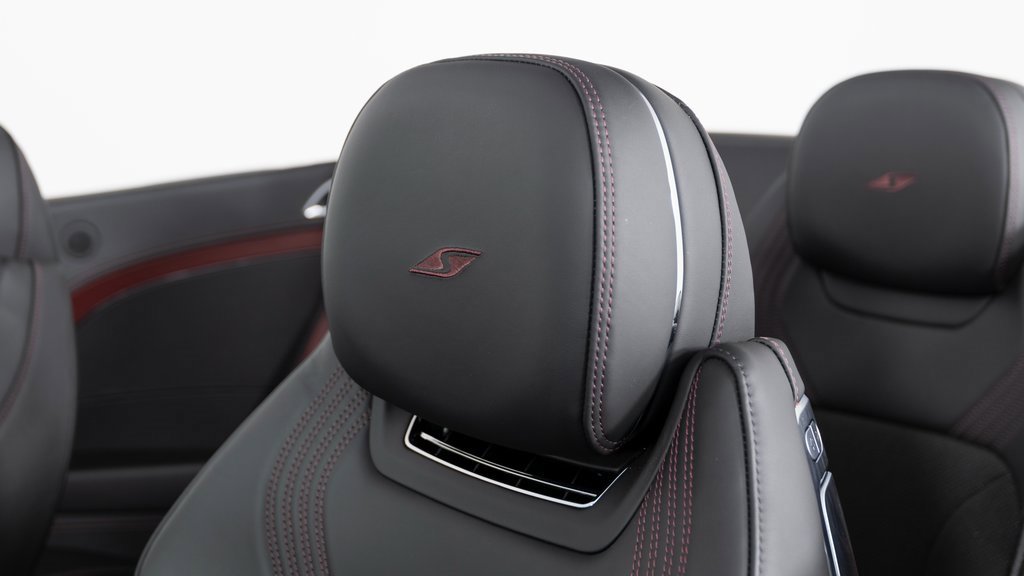 Used 2023 Bentley Continental GT V8 image 25