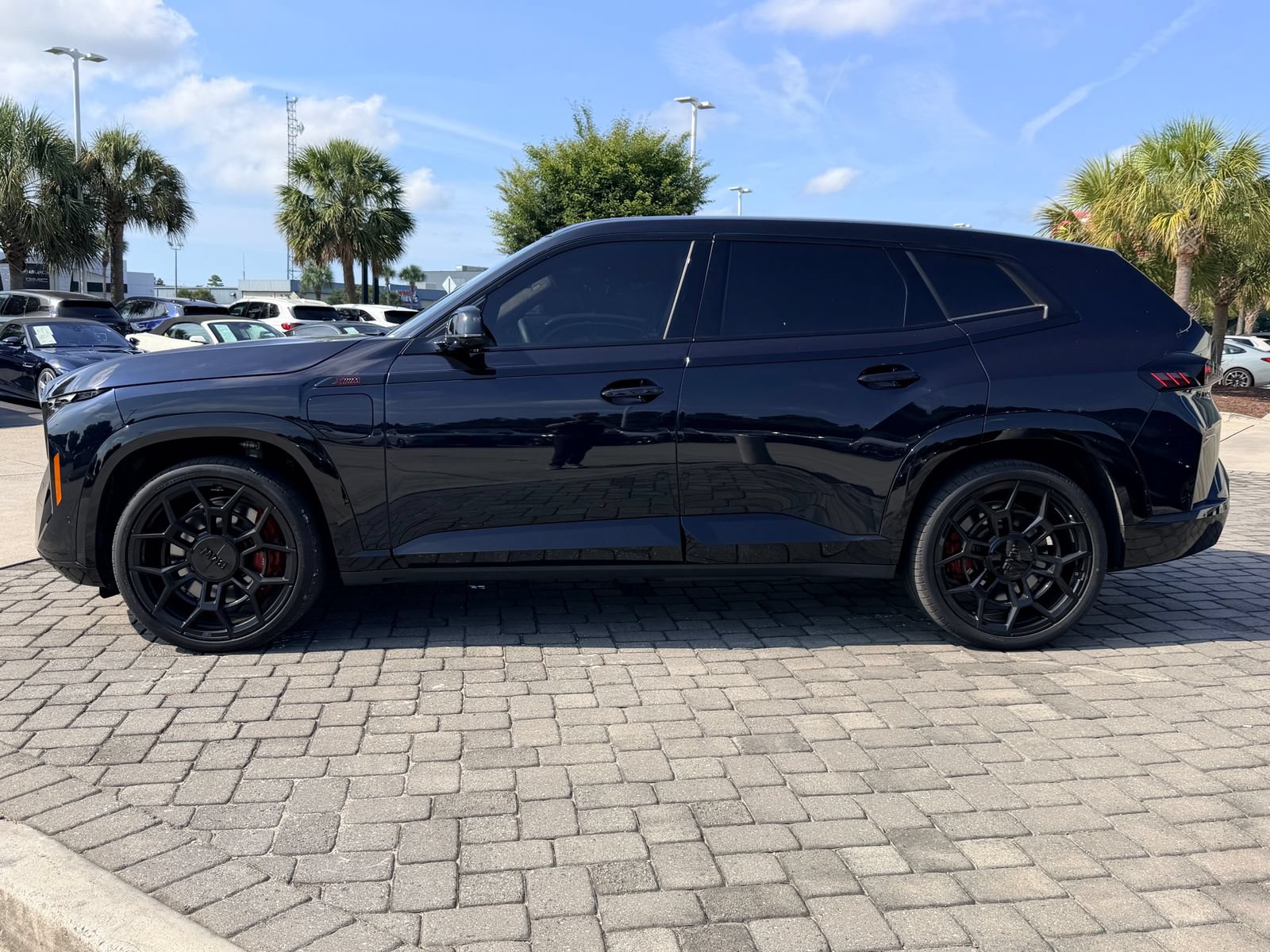 Used 2026 BMW XM Label Red AWD/4WD image 12