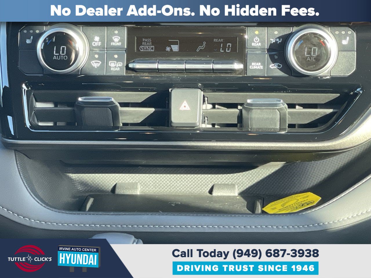 Used 2024 Toyota Highlander XLE FWD image 16