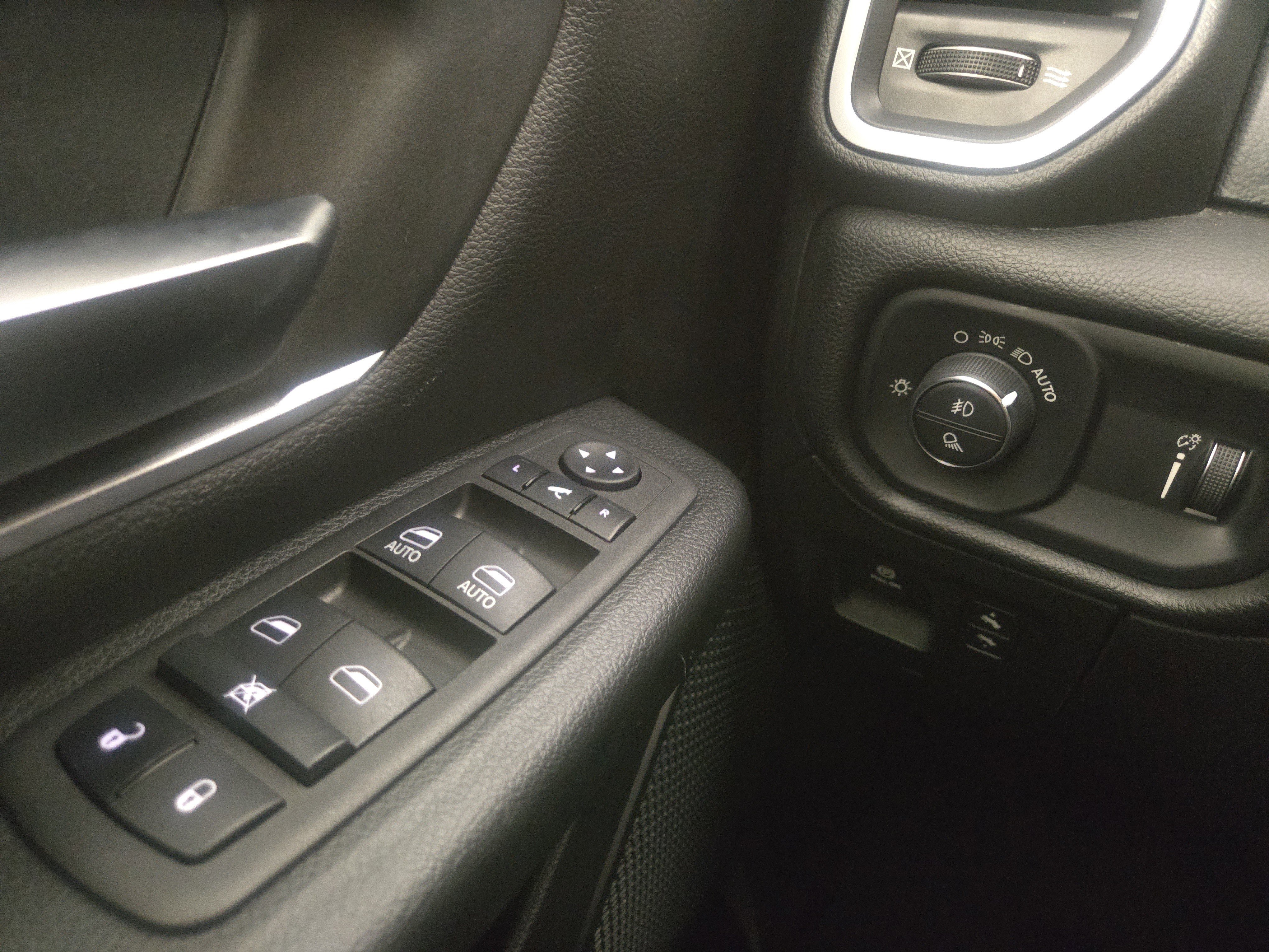 Certified 2023 RAM 1500 Big Horn image 31