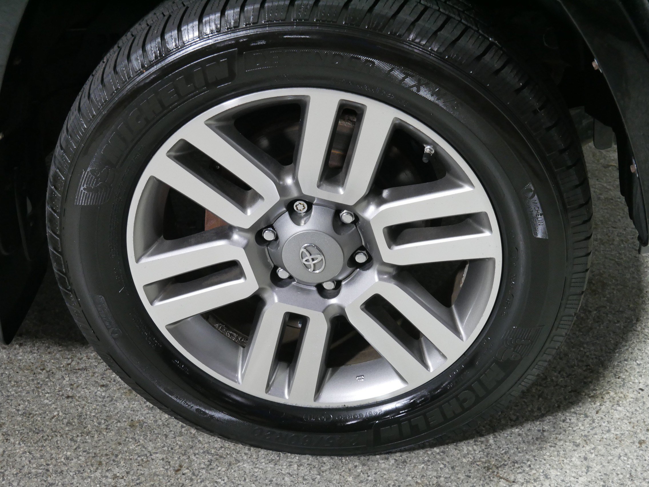 Used 2012 Toyota 4Runner Limited w/ Convenience Pkg AWD/4WD image 15