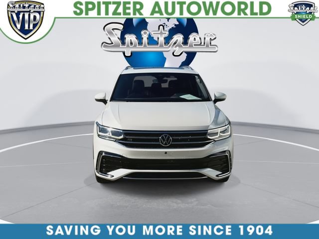 Used 2023 Volkswagen Tiguan SEL R-Line AWD/4WD image 4
