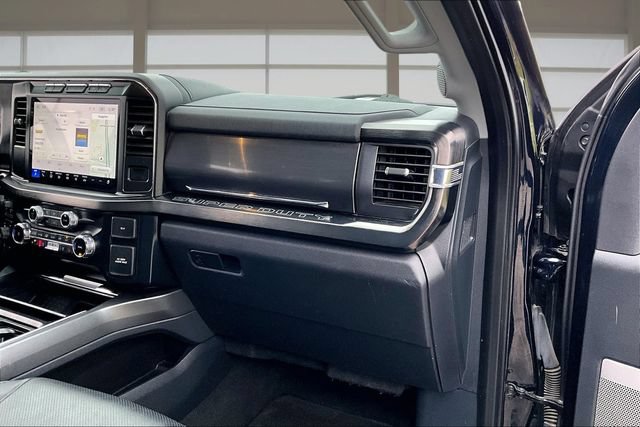 Used 2023 Ford F250 Lariat w/ Sport Appearance Package AWD/4WD image 17