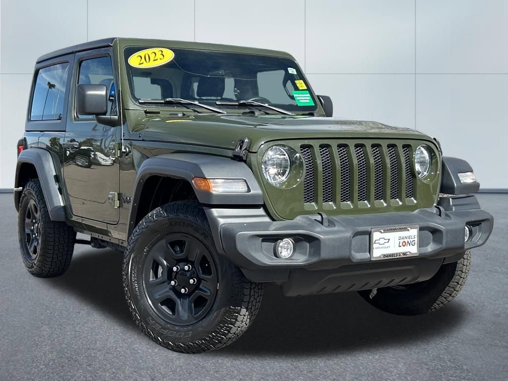 Used 2023 Jeep Wrangler Sport image 32