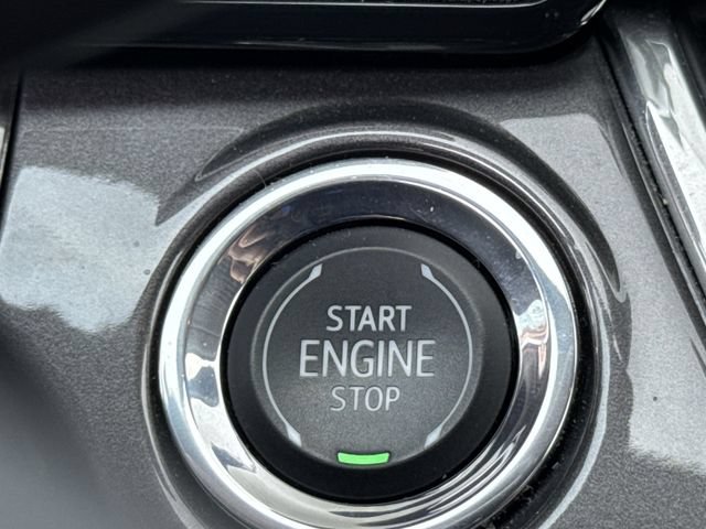 Used 2024 Chevrolet Trax ACTIV w/ Sunroof Package FWD image 16