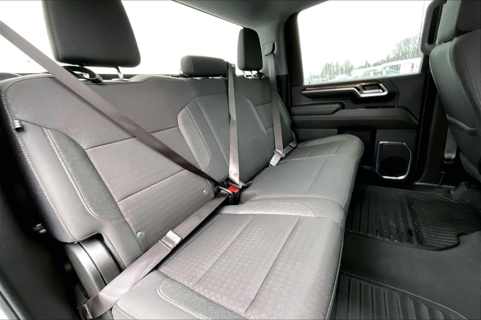 Used 2024 Chevrolet Silverado 2500 LT image 25