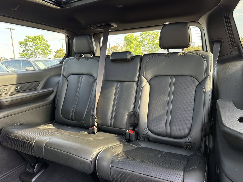 Used 2023 Jeep Wagoneer Series II AWD/4WD image 14