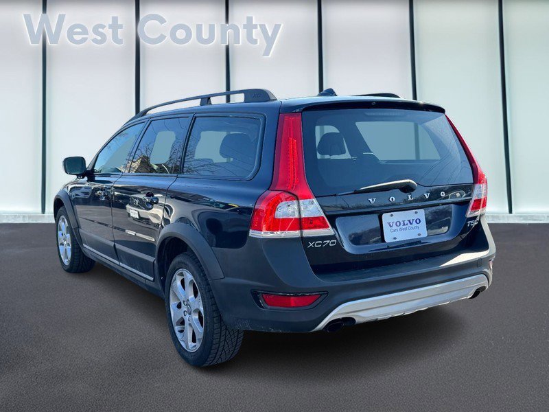 Used 2016 Volvo XC70 T5 Premier w/ Proximity Package image 7