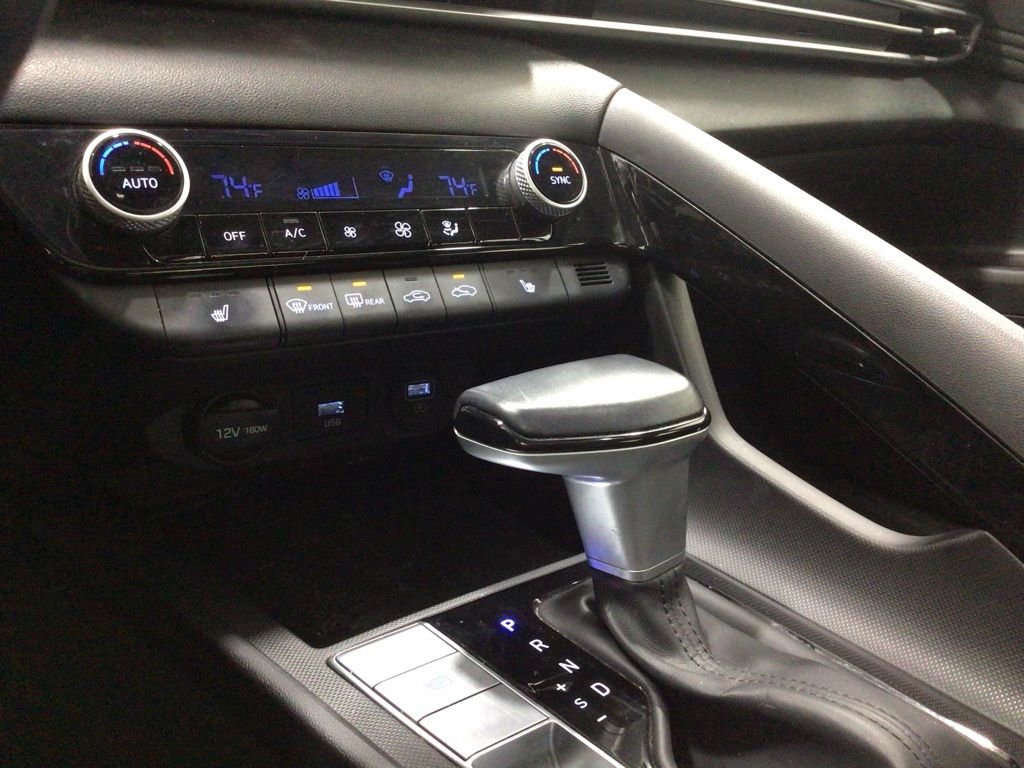Used 2021 Hyundai Elantra SEL w/ Convenience + Premium Package image 14