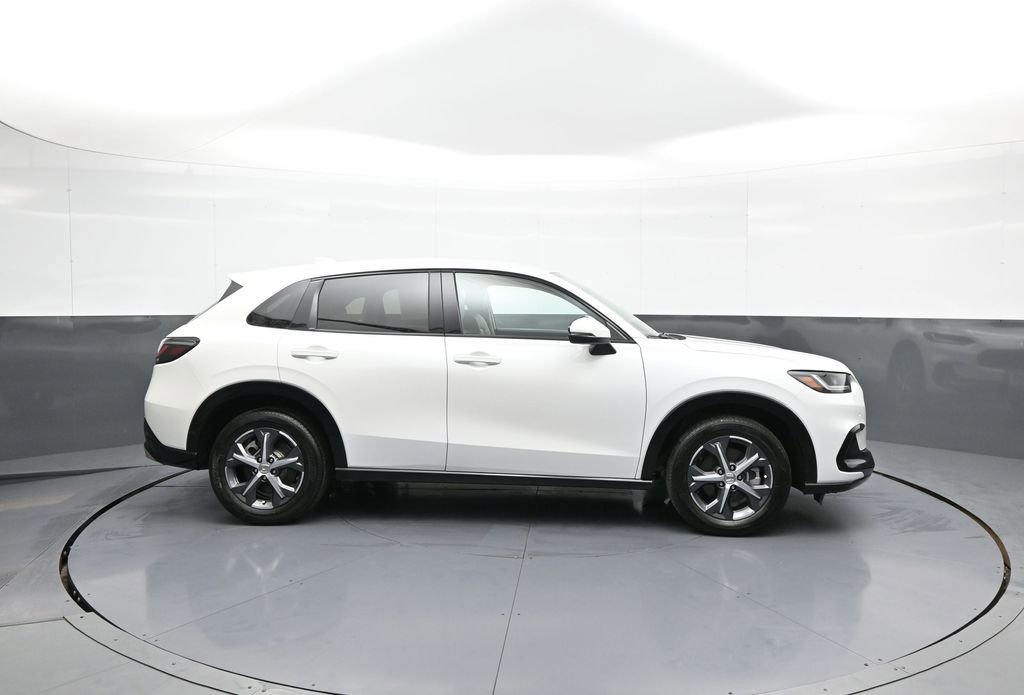 Used 2024 Honda HR-V EX-L image 5
