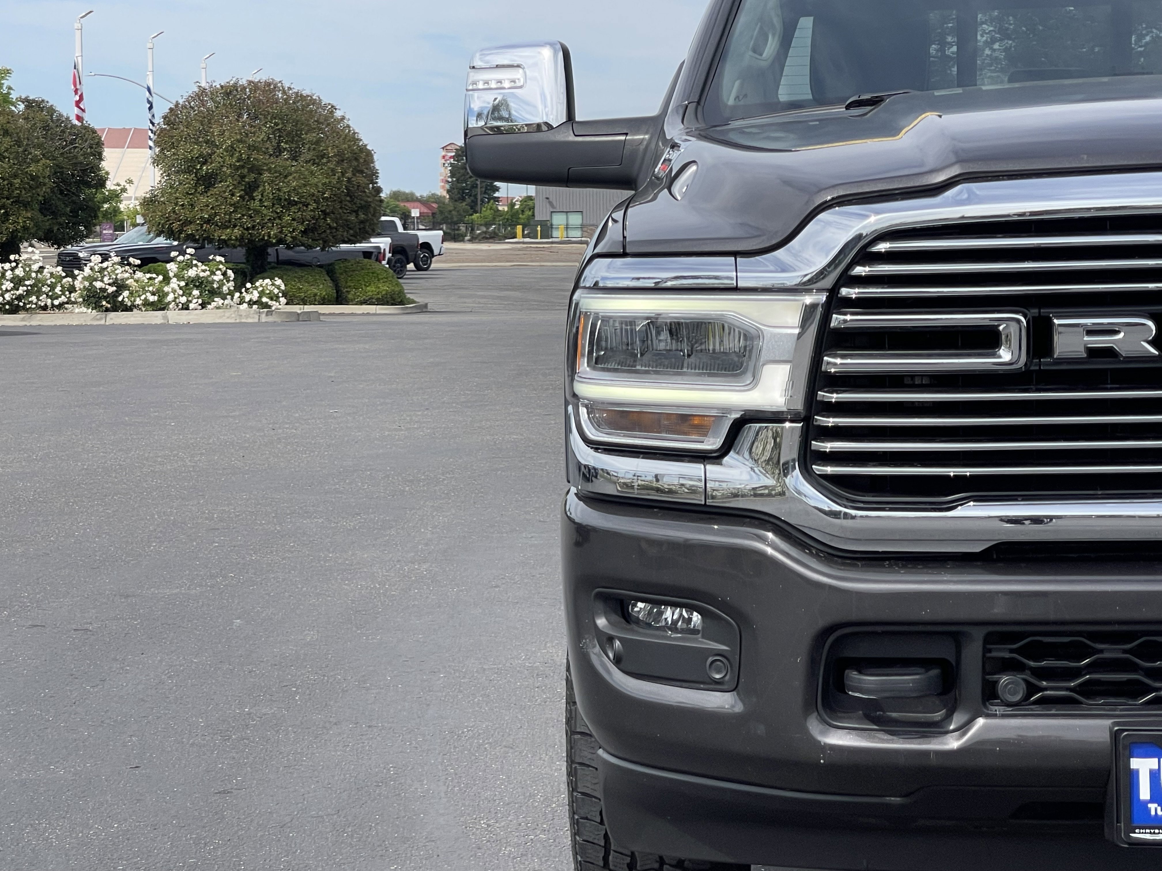 Used 2024 RAM 2500 Laramie AWD/4WD image 5