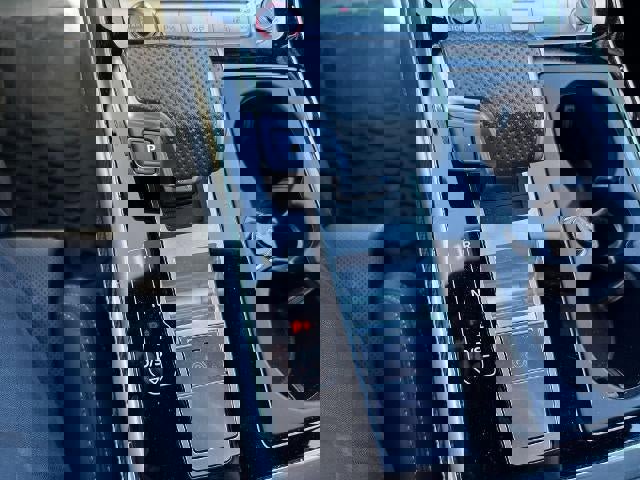 Used 2025 Audi SQ7 Prestige image 16