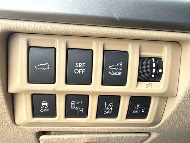 Used 2017 Subaru Outback 3.6R Limited AWD/4WD image 26