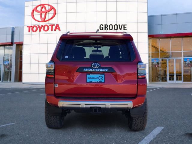 Used 2015 Toyota 4Runner Trail AWD/4WD image 5