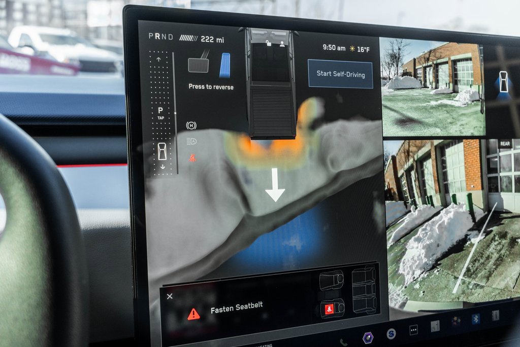 Used 2024 Tesla Cybertruck AWD Crew Cab image 23