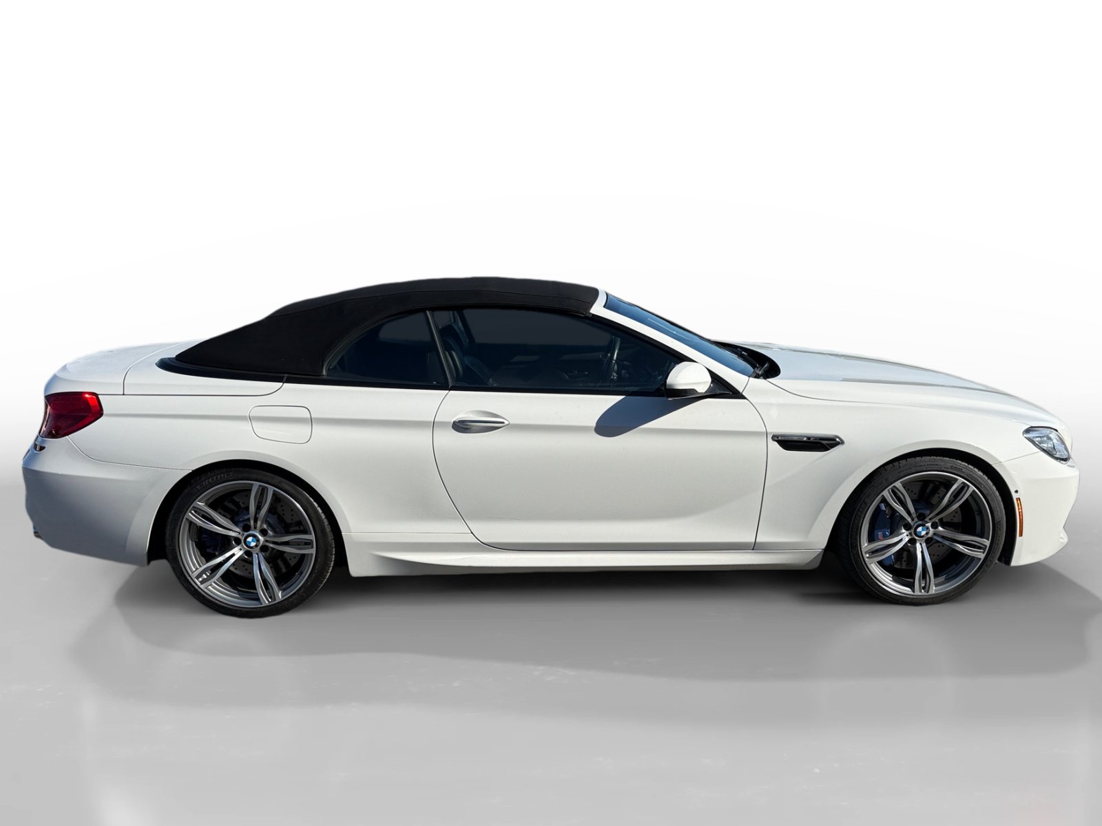 Used 2013 BMW M6 Convertible w/ Executive Pkg RWD image 6