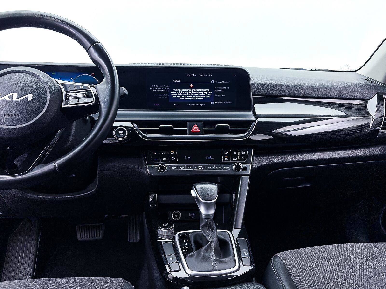 Used 2024 Kia Seltos S FWD image 8