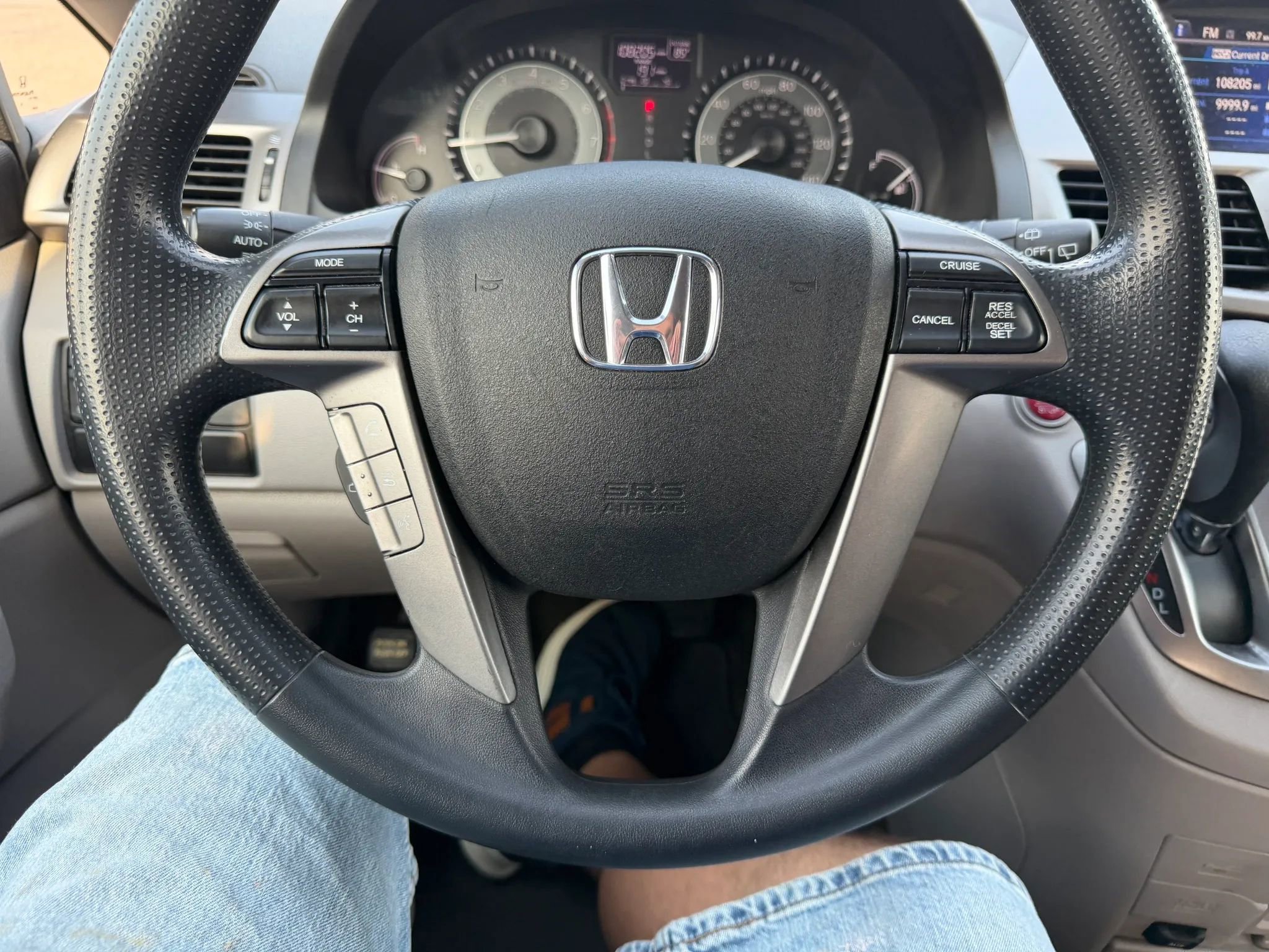 Used 2016 Honda Odyssey SE image 24