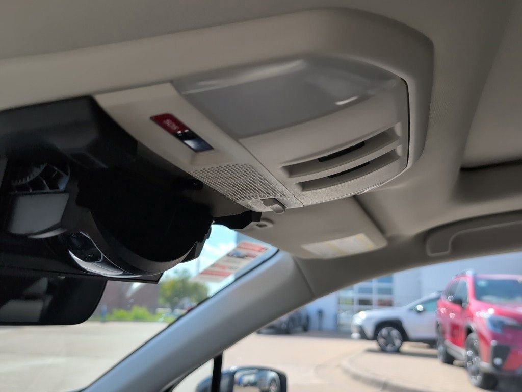 Used 2025 Subaru Ascent Limited image 42