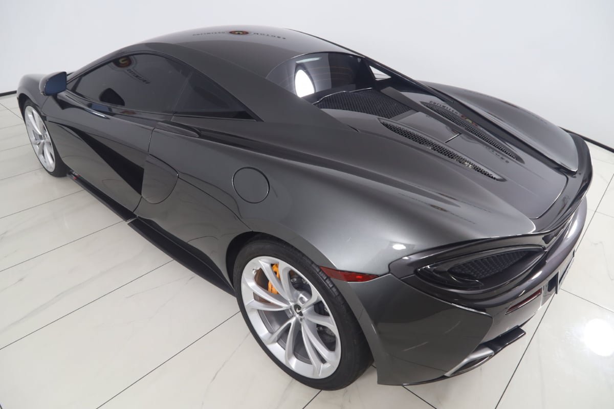Used 2020 McLaren 570S Coupe RWD image 37