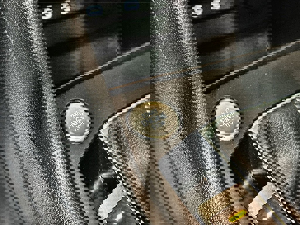 Used 2022 Volkswagen Taos SE image 23