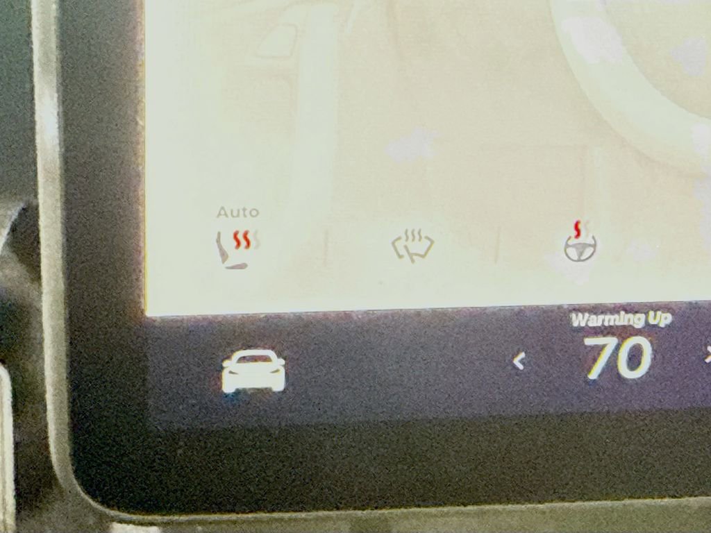 Used 2023 Tesla Model Y Long Range image 12