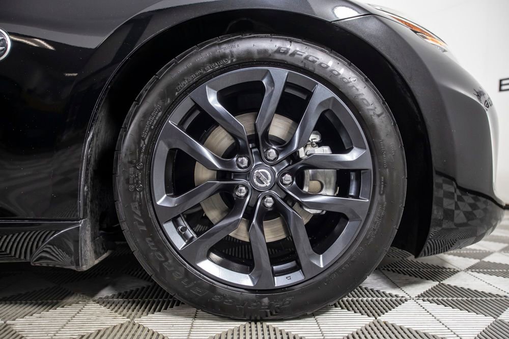 Used 2018 Nissan 370Z Touring image 43