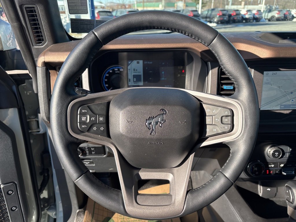 Used 2023 Ford Bronco Outer Banks w/ Sasquatch Package image 19