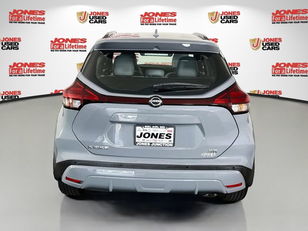 Certified 2023 Nissan Kicks SR w/ SR Premium Package FWD image 14