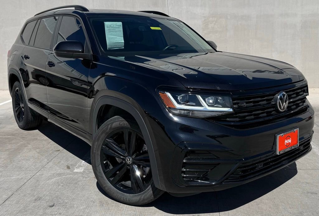 Certified 2023 Volkswagen Atlas SEL R-Line