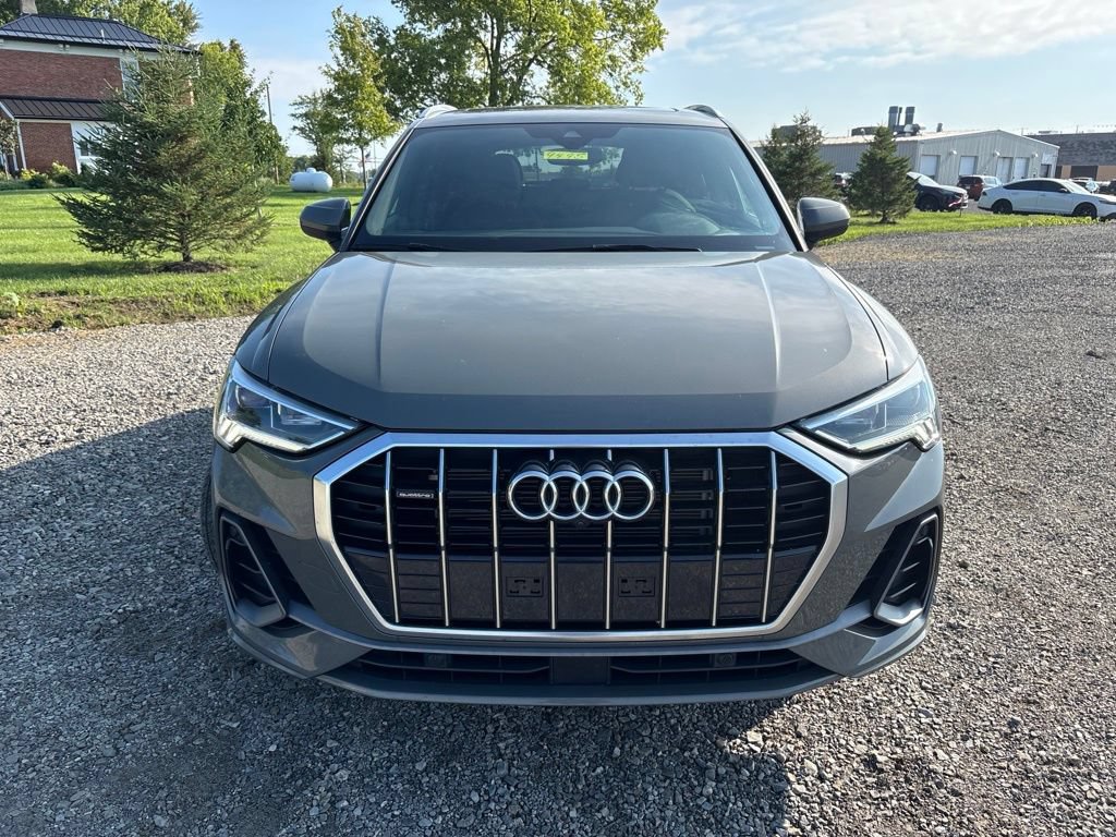 Used 2022 Audi Q3 2.0T Premium Plus AWD/4WD image 2
