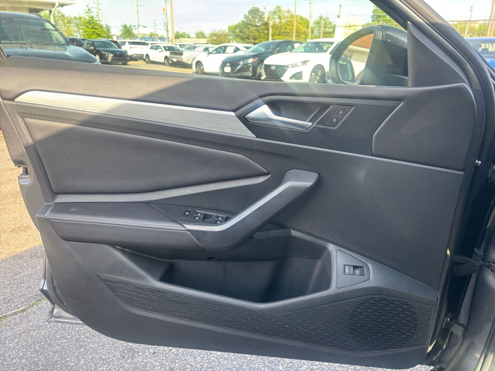 Used 2025 Volkswagen Jetta Sport image 18